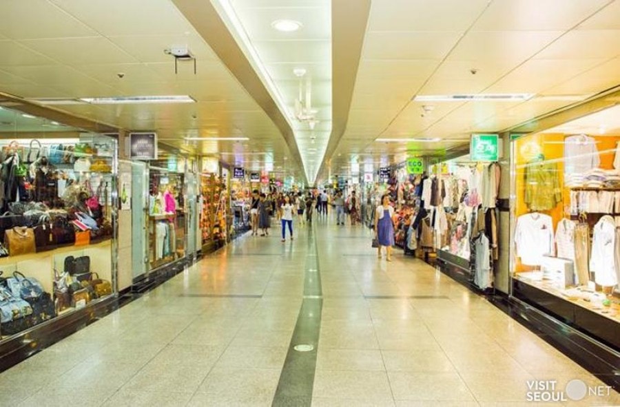 Sogong-dong underground shopping, Seoul, Korea